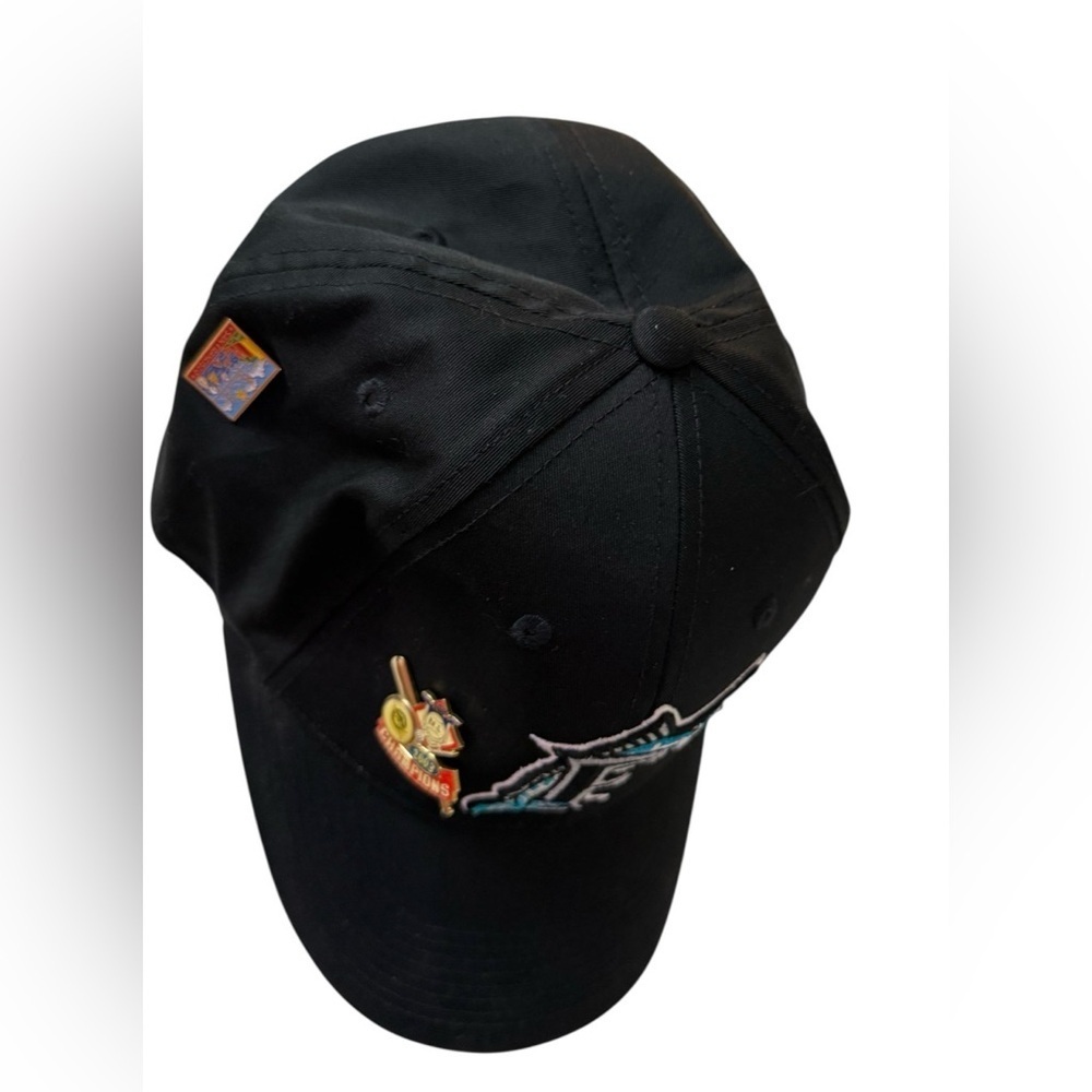 VINTAGE FLORIDA MARLINS MLB SNAPBACK HAY UNISEX w/ 2003 CHAMPIONS PIN - Picture 5 of 10